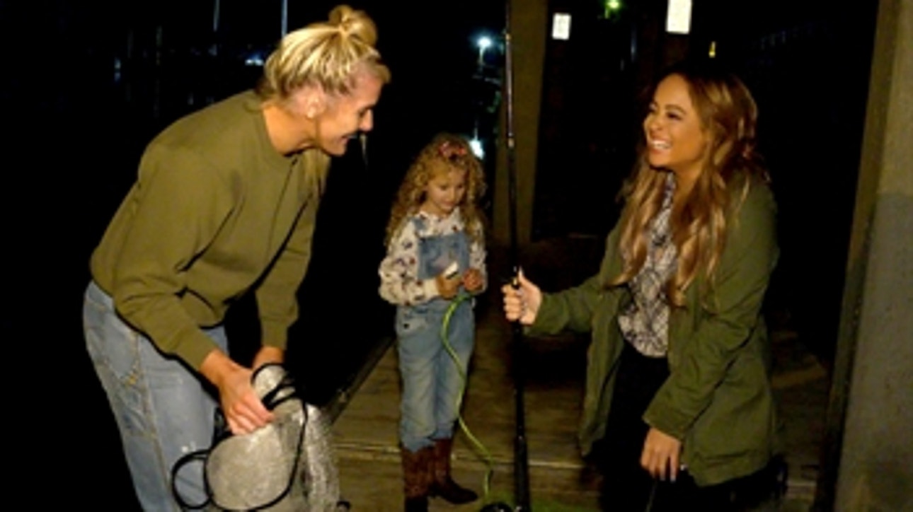Kayla Braxton goes crabbing with Lacey Evans: WWE's The Bump