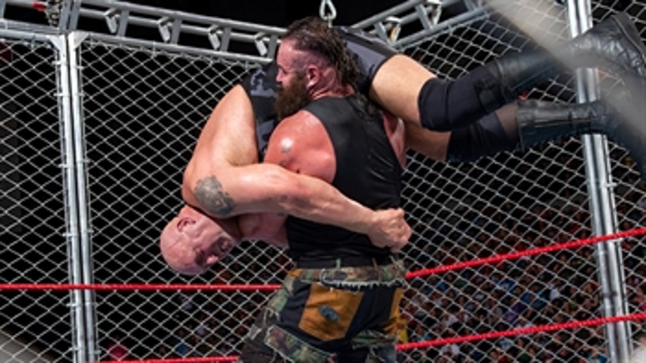 Big Show vs. Braun Strowman - Steel Cage Match: Raw, Sept. 4, 2017 (Full Match)