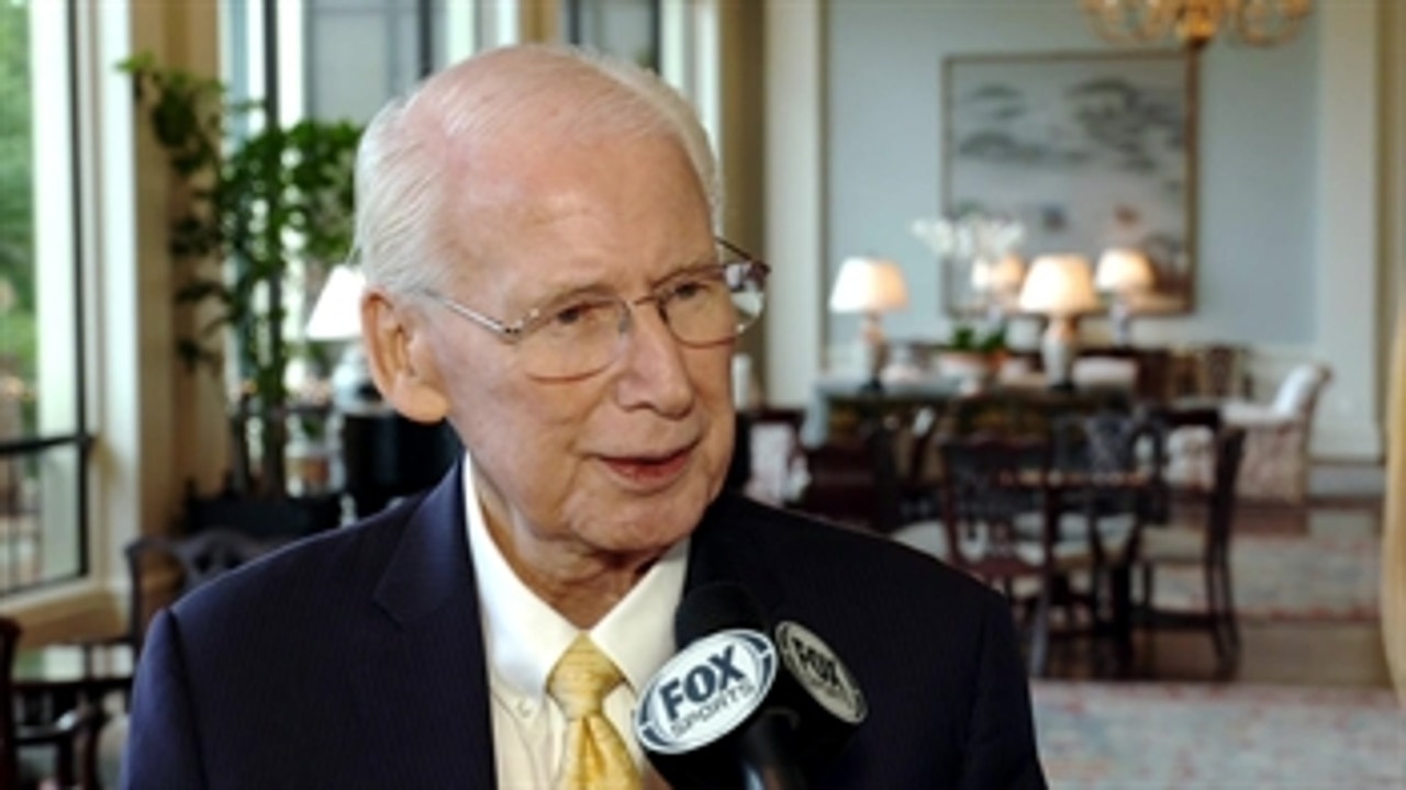 Bill Snyder Presented With Bear Bryant Awards Lifetime Achievement Award ' Bear Bryant Awards