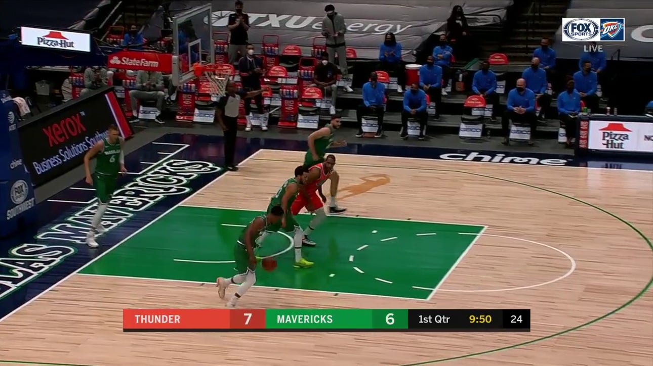 HIGHLIGHTS: Al Horford with a Little Kiss off the Glass