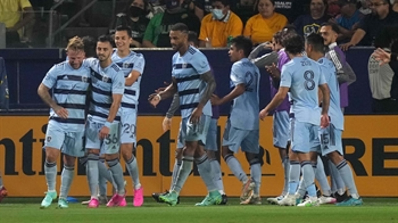 Sporting Kansas City's two late goals power them past L.A. Galaxy, 2-0