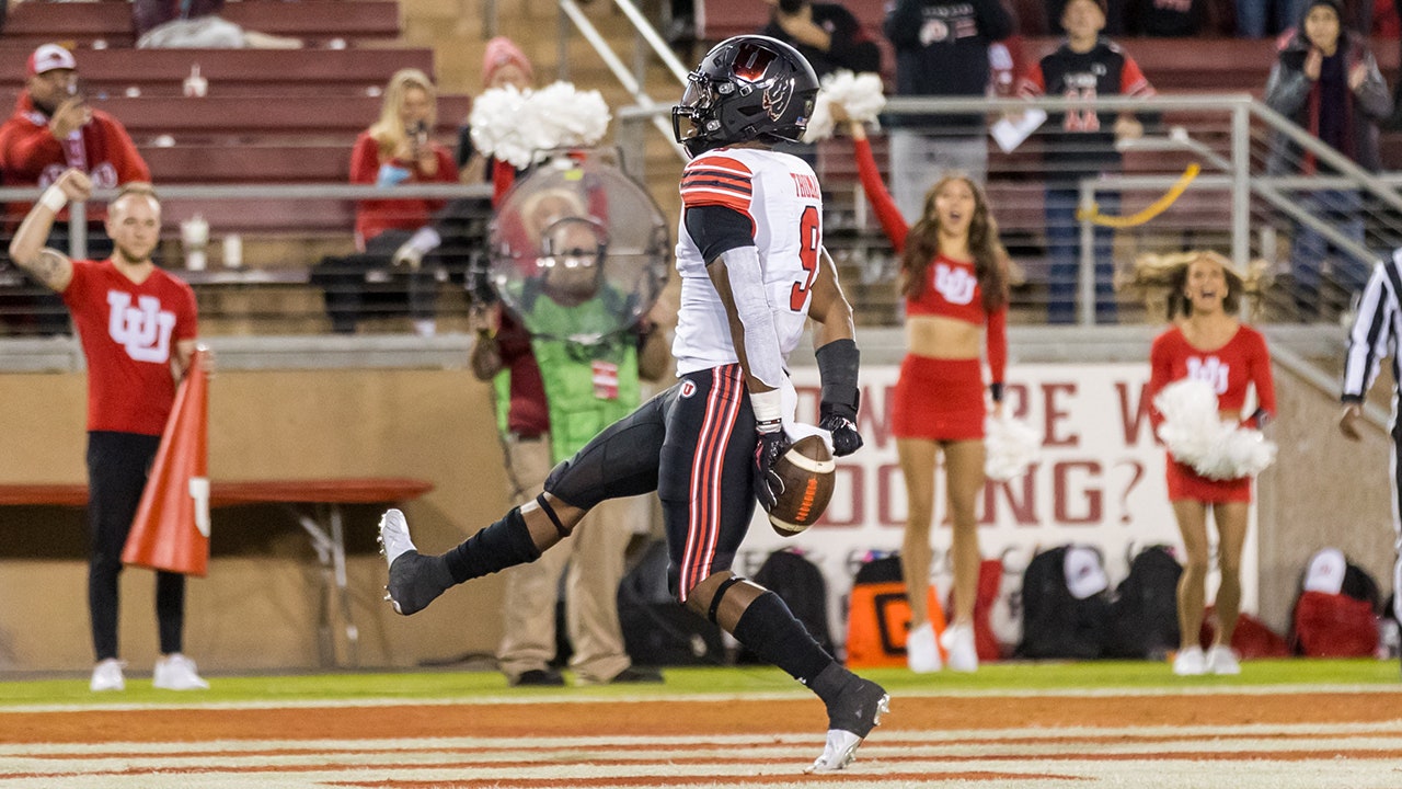 Tavion Thomas rushes for four TDs in the first half as Utah pummels Stanford, 52-7