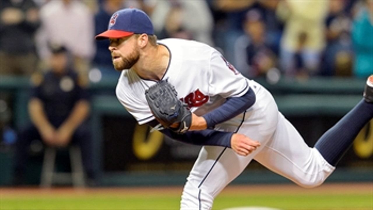 Kluber bests King Felix as Indians blank M's