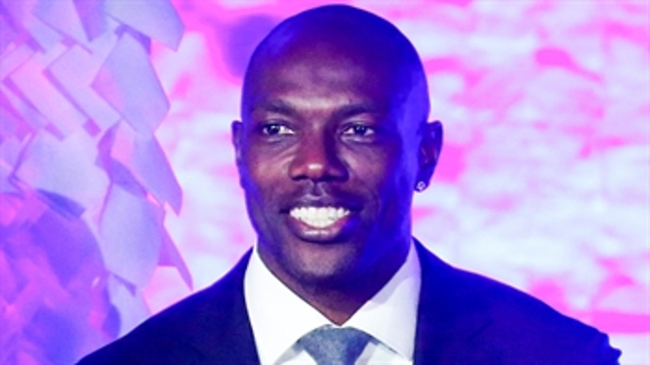Cris Carter reacts to Terrell Owens declining invitation to his Hall of Fame enshrinement