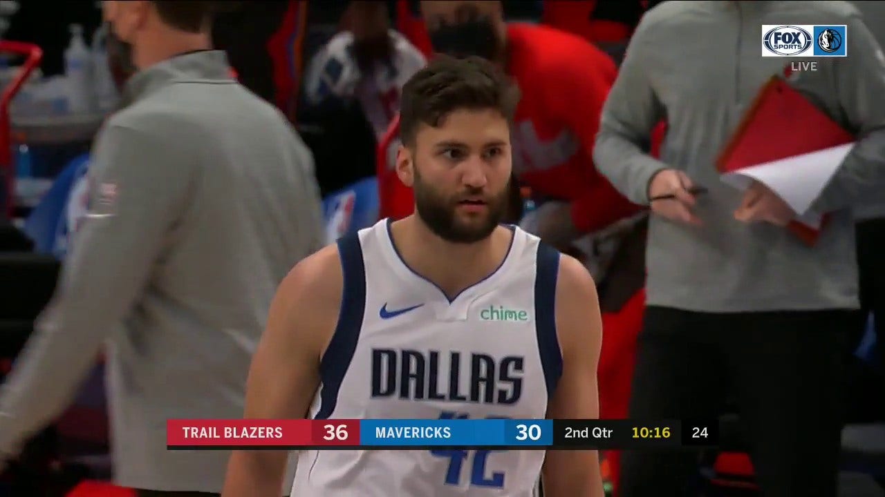 HIGHLIGHTS: Maxi Kleber Hits a Three-Pointer in the 2nd Quarter