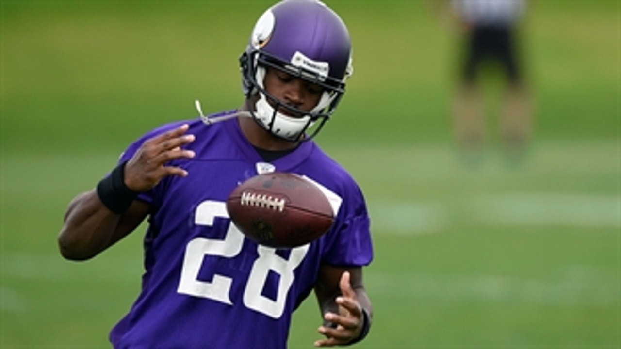 Peterson guaranteed at least $20M in new deal with Vikings