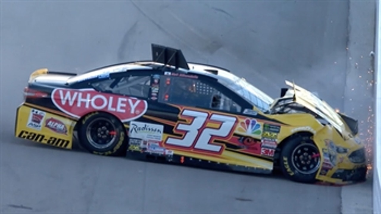 Matt DiBenedetto slams into the inside wall | 2018 TEXAS