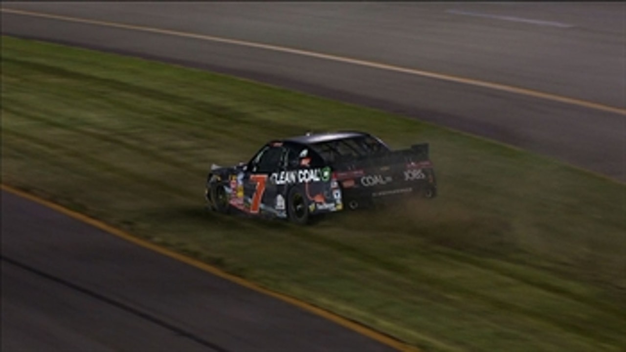 NNS: Regan Smith Collides with Ryan Reed - Kentucky 2014