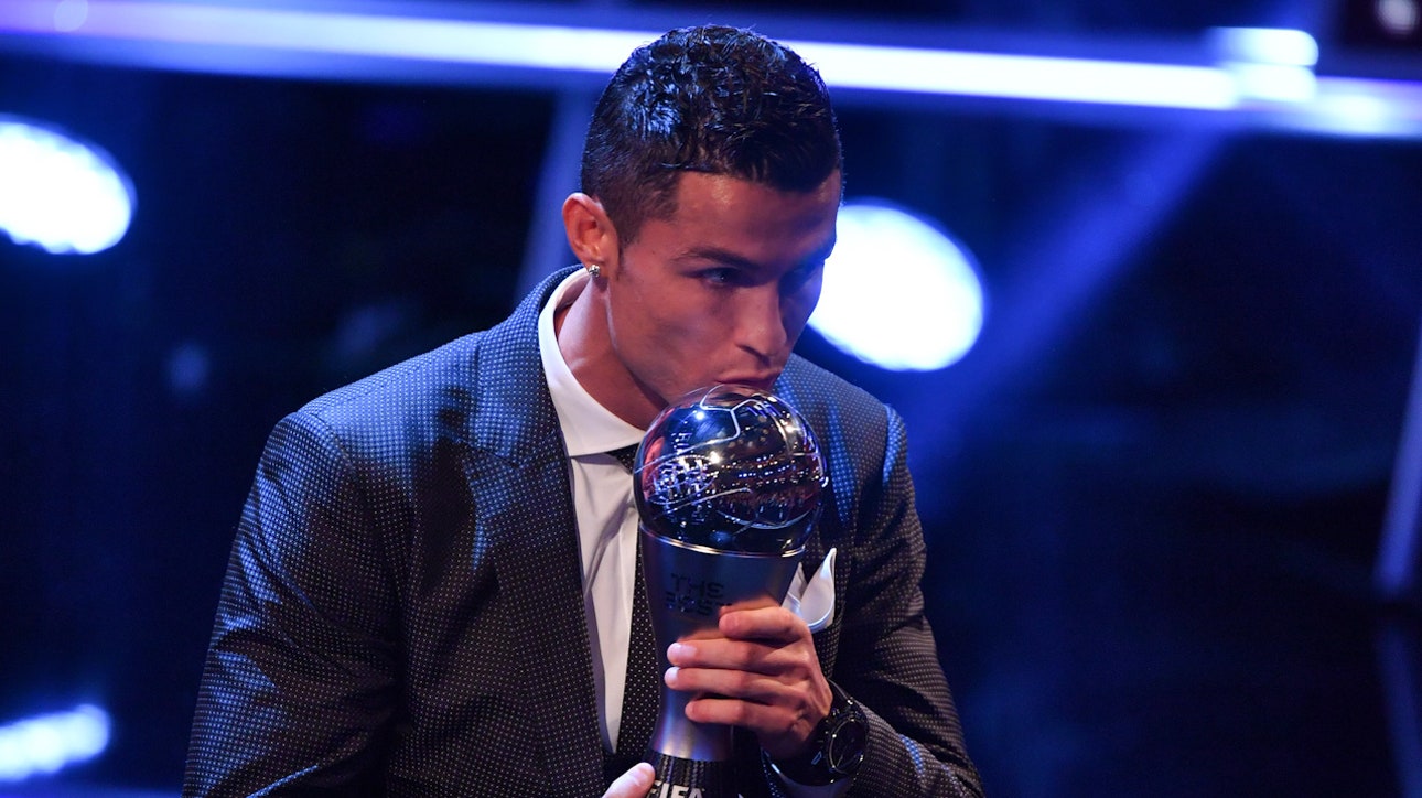 Cristiano Ronaldo beats out Lionel Messi for FIFA Best Men's Player