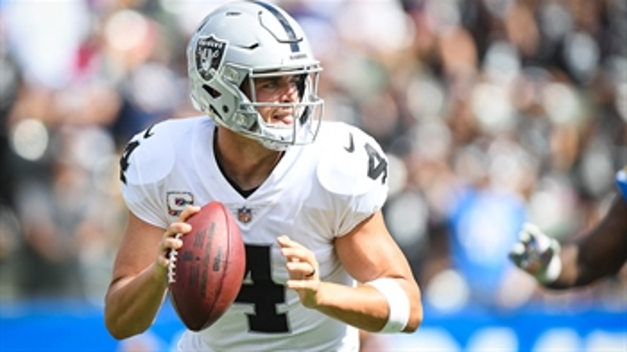 Tony Gonzalez on Derek Carr: 'He should be putting up better numbers'