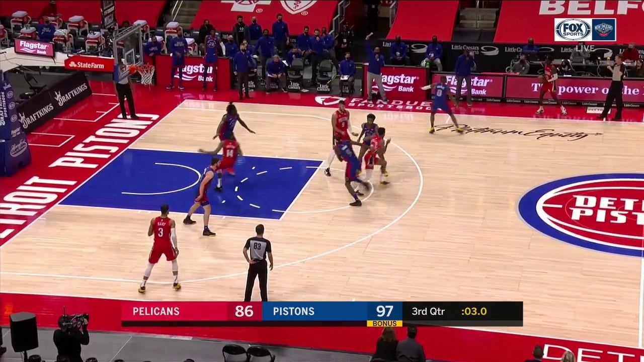 HIGHLIGHTS: Buzzer Beater by Brandon Ingram in the 3rd