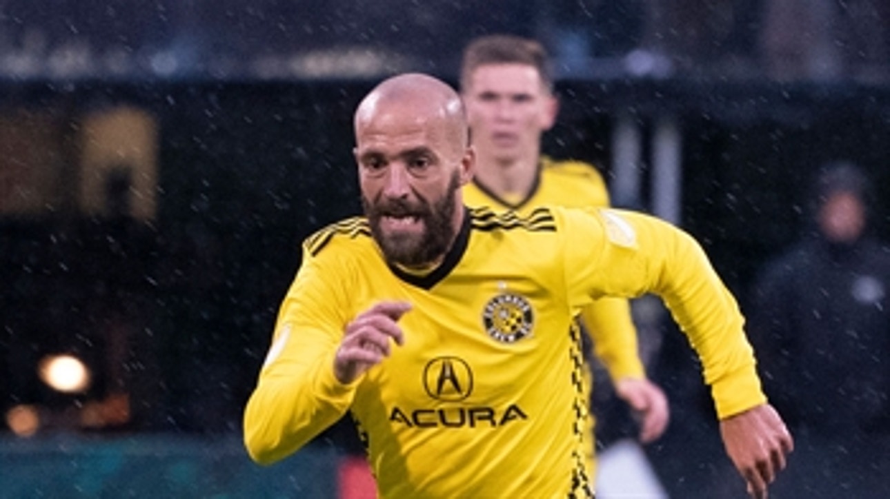 Higuain gets his brace to put the Columbus Crew ahead of DC United ' Audi 2018 MLS Cup Playoffs
