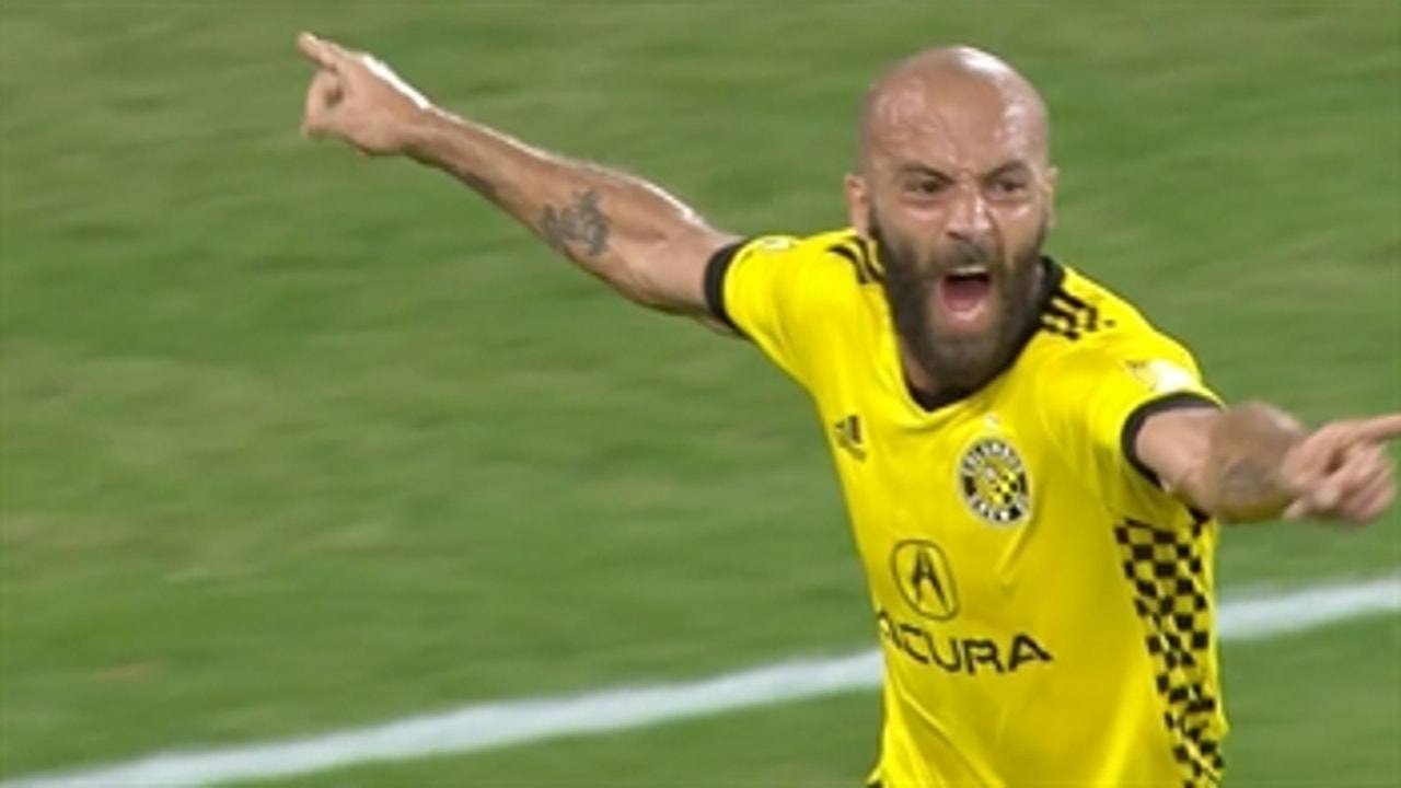 Federico Higuain brings the Columbus Crew level against DC United ' Audi 2018 MLS Cup Playoffs