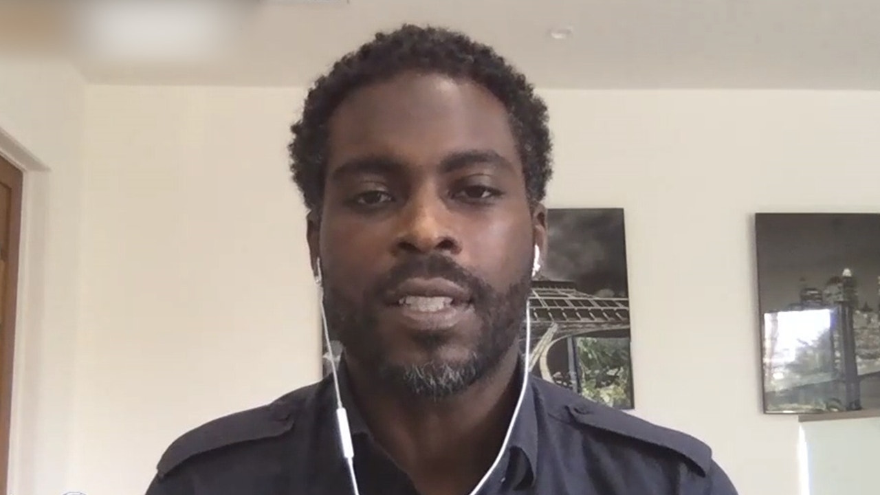 Michael Vick on the progression of black quarterbacks & it's importance in the NFL  ' UNDISPUTED