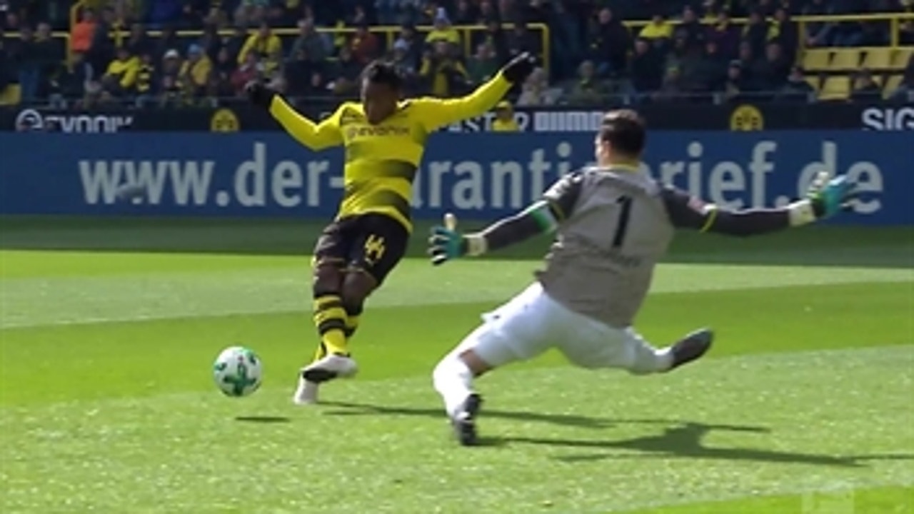 Borussia Dortmund vs. Hannover 96 ' 2017-18 Bundesliga Highlights