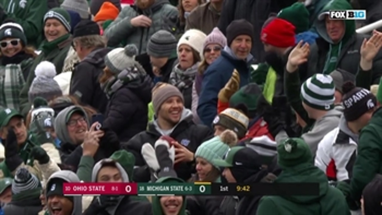 Watch this Ohio State punt fly into the Michigan State stands (for a total of 5 yards)