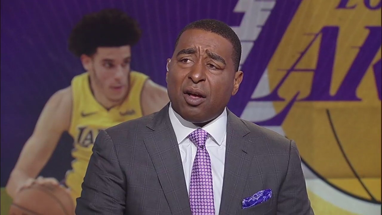 Cris Carter is officially worried about Lonzo's early struggles with the Lakers ' FIRST THINGS FIRST