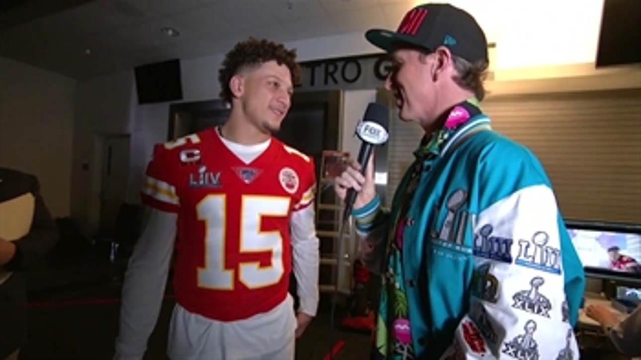 Cooper Manning catches up with Patrick Mahomes ahead of Super Bowl LIV