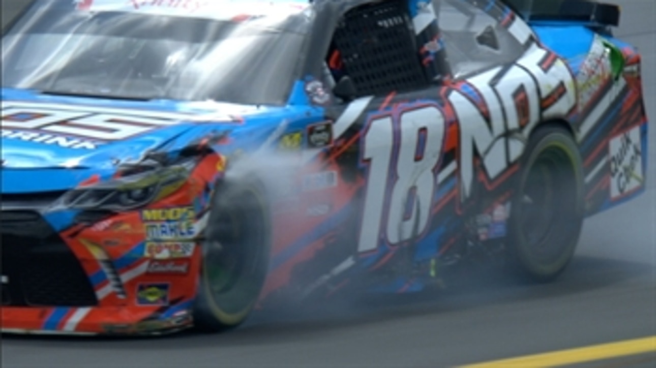 Kyle Busch spins out on late restart at Charlotte | 2018 NASCAR XFINITY SERIES | FOX NASCAR