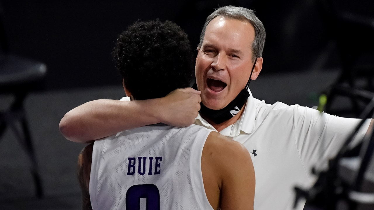 Northwestern rallies late to take down No. 23 Ohio State, 71-70