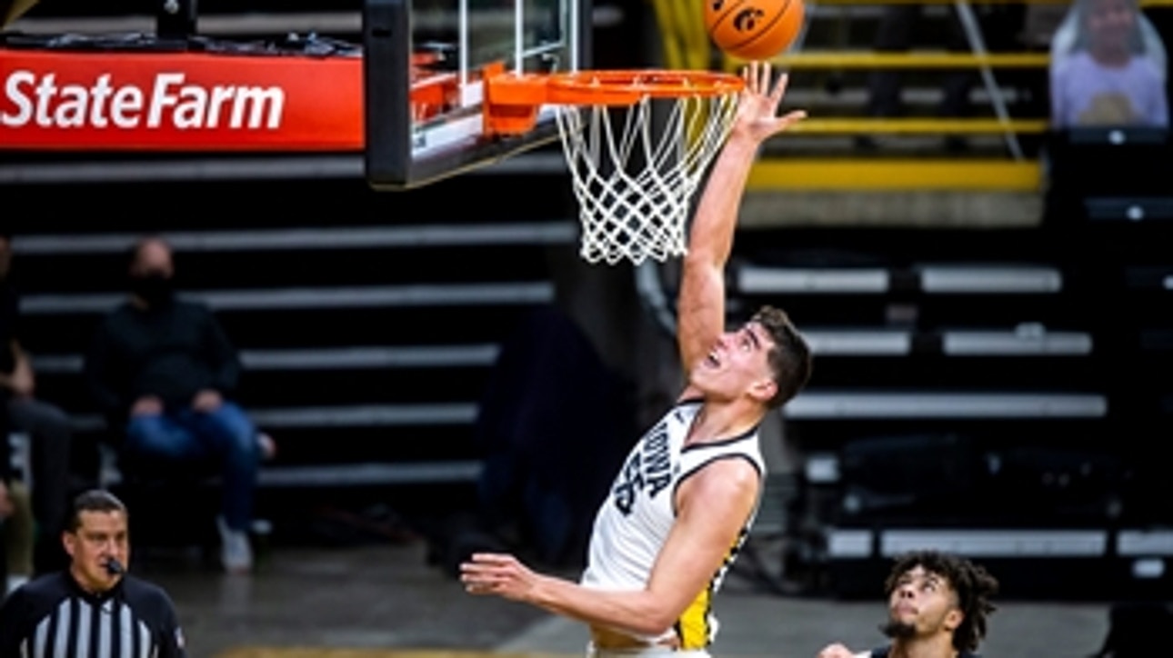 Luka Garza scores 23, breaks Iowa’s all-time scoring record in 74-68 win over Penn State