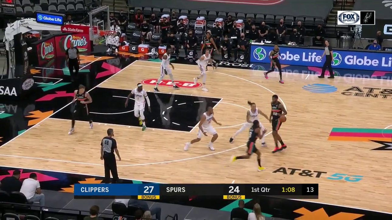 HIGHLIGHTS: Patty Mills Knocks down the triple late in the 1st