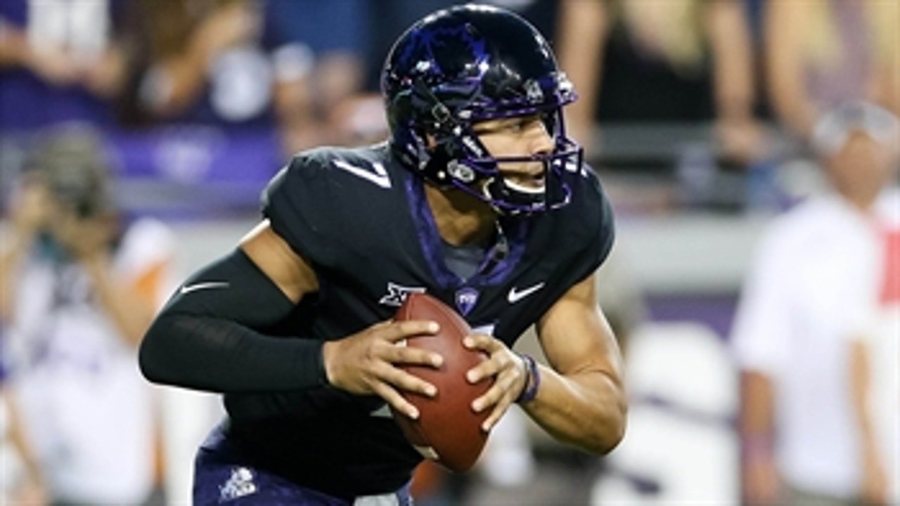 Kenny Hill connects with Jarrison Stewart for the 7-yard touchdown, Horned Frogs lead the Bears 14-9