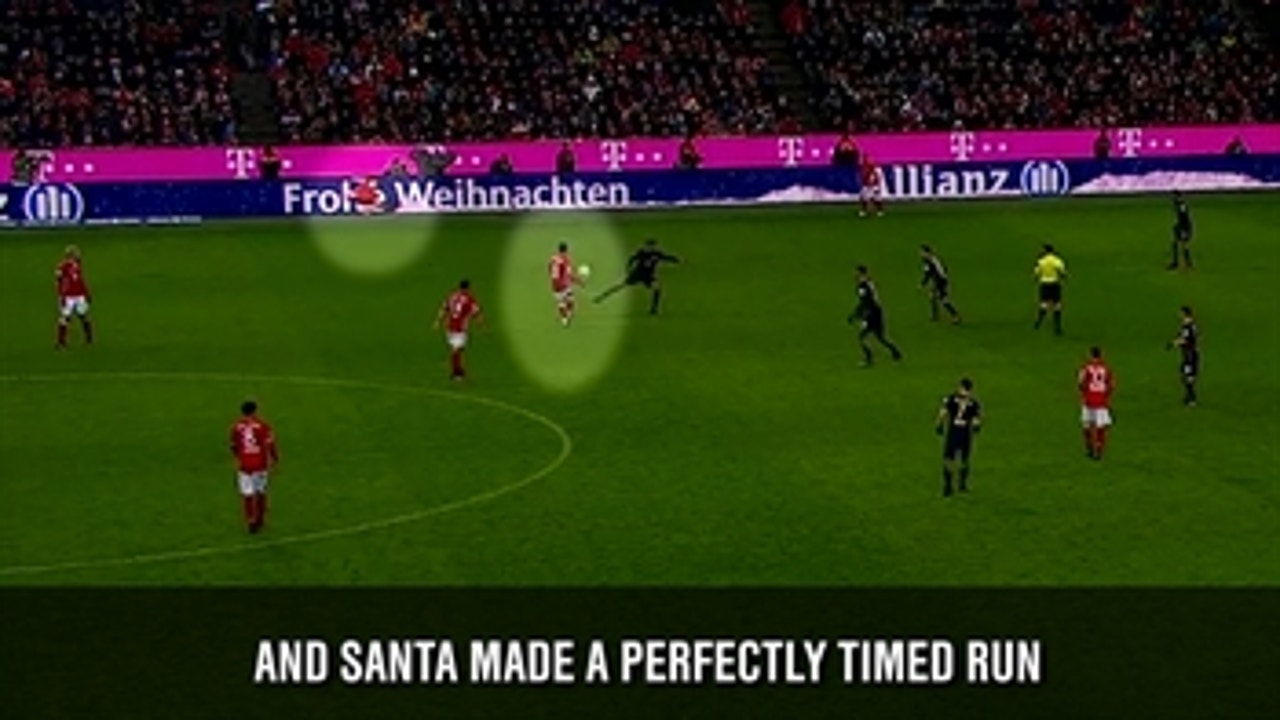 Thiago accidentally passes the ball to Santa Claus