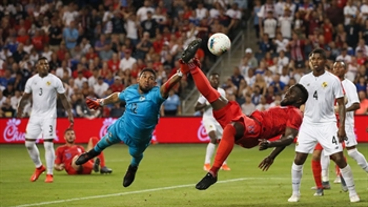 Jozy Altidore's bicycle kick gives the USWNT the 1-0 lead vs. Panama ' 2019 CONCACAF Gold Cup Highlights