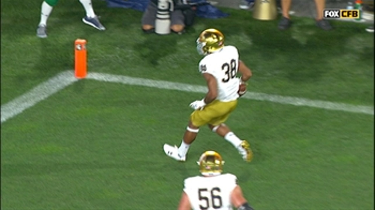 Deon McIntosh runs it in to give Notre Dame a 35-10 lead ' Virtual Reality 360°