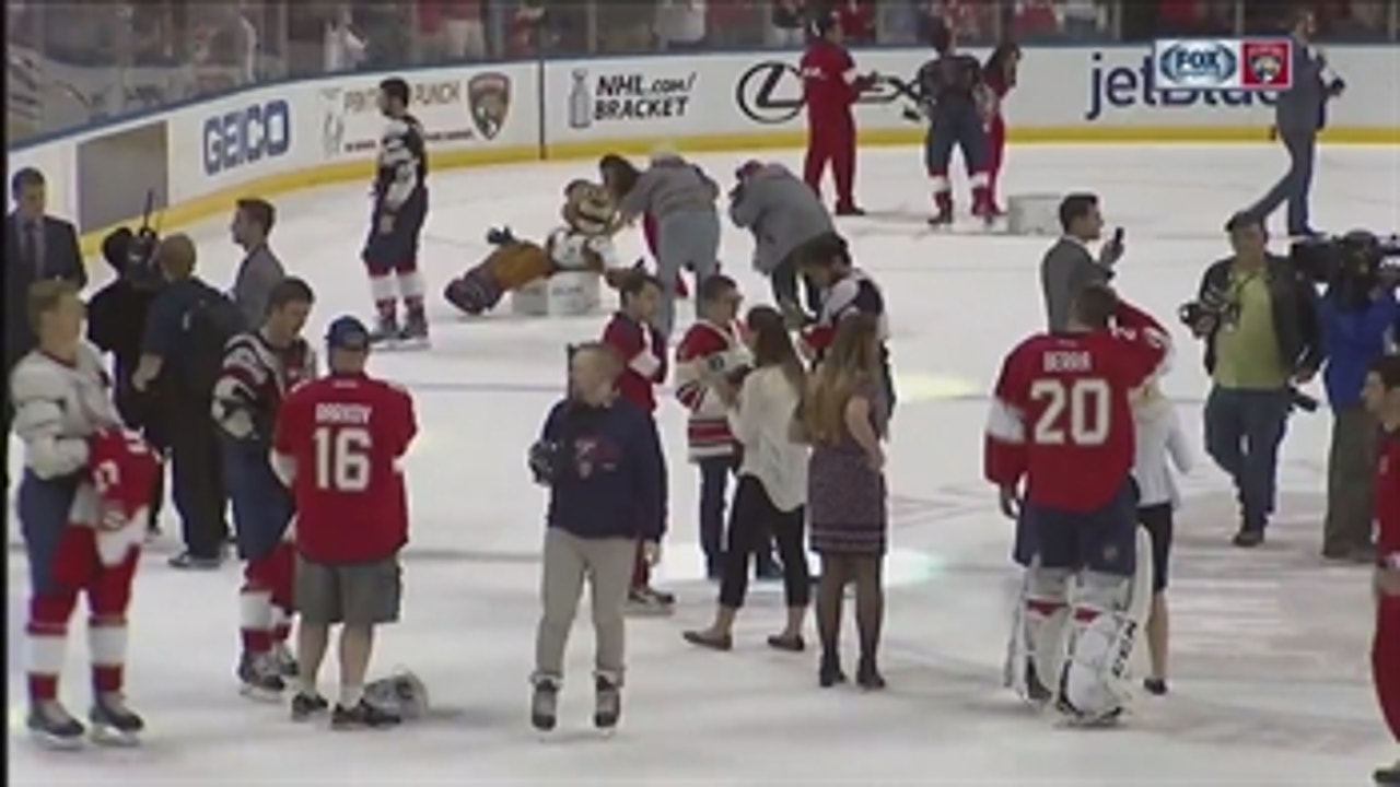 Panthers give fans the jerseys off their backs Thursday night