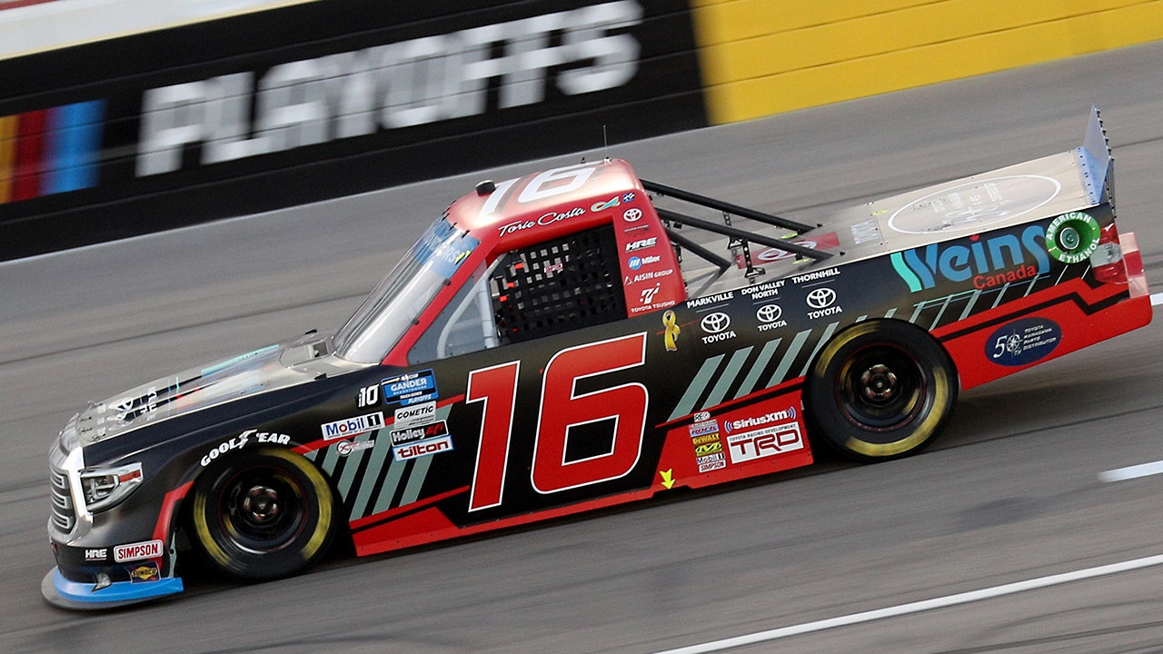 LAST LAPS: Austin Hill holds off Sheldon Creed to win and advance to the semi-final round