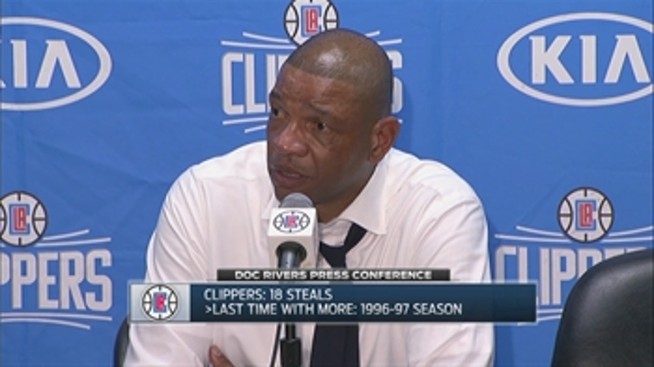 Shorthanded Clippers snatch 10th straight