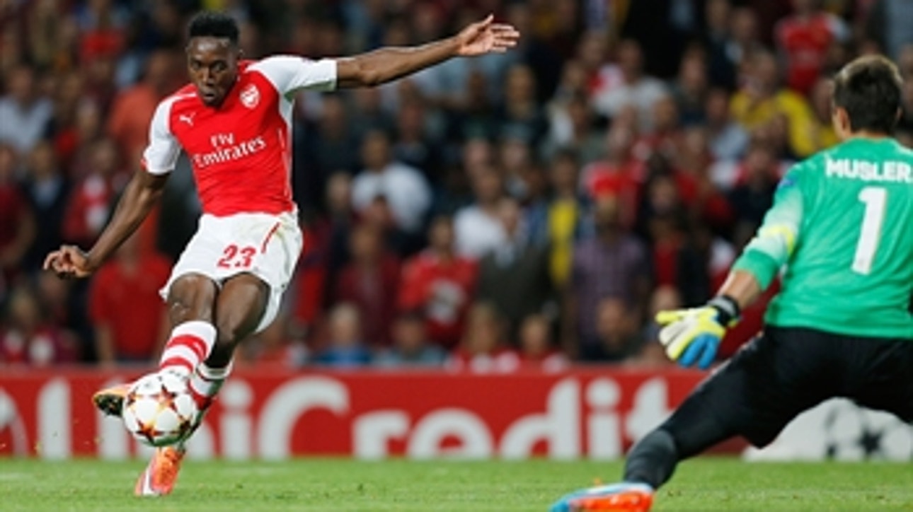 Arsenal's Welbeck helps seal win over Galatasaray