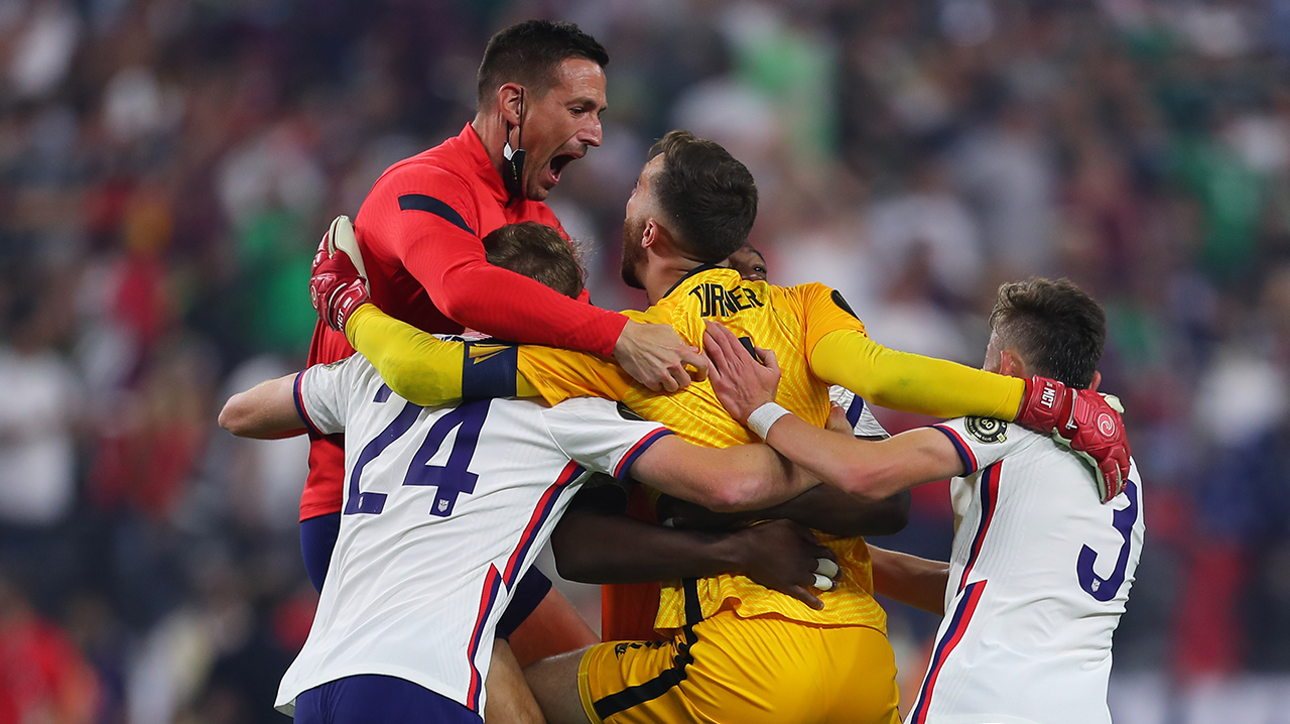 Watch USMNT celebrate 2021 Gold Cup victory after Mile Robinson's clutch goal to beat Mexico