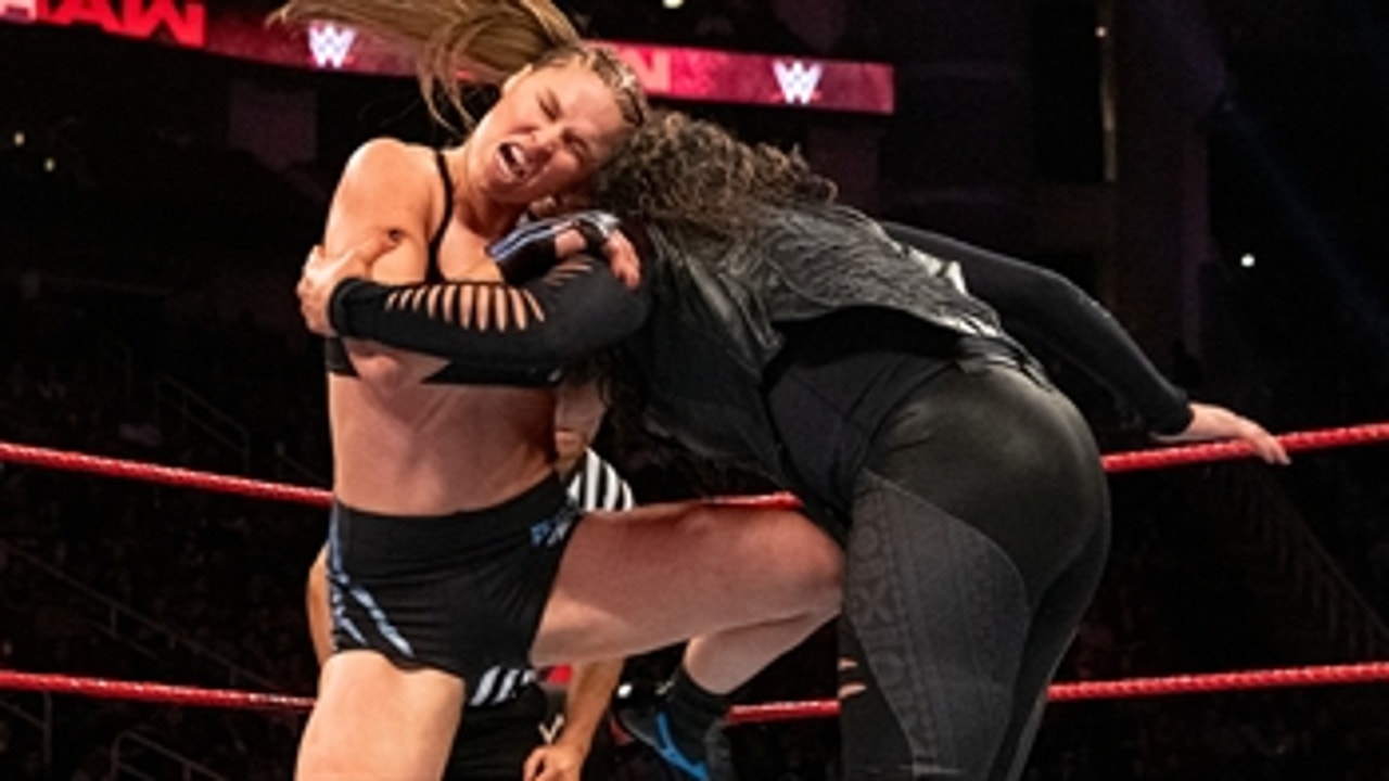 Ronda Rousey & Ember Moon vs. Nia Jax & Tamina: Raw, Dec. 3, 2018 (Full Match)