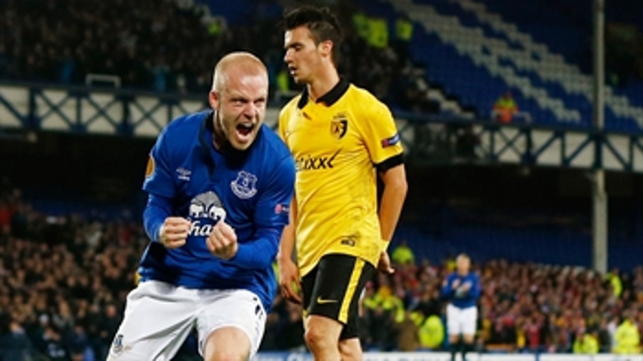 Naismith smashes in from close range, 3-0 Everton