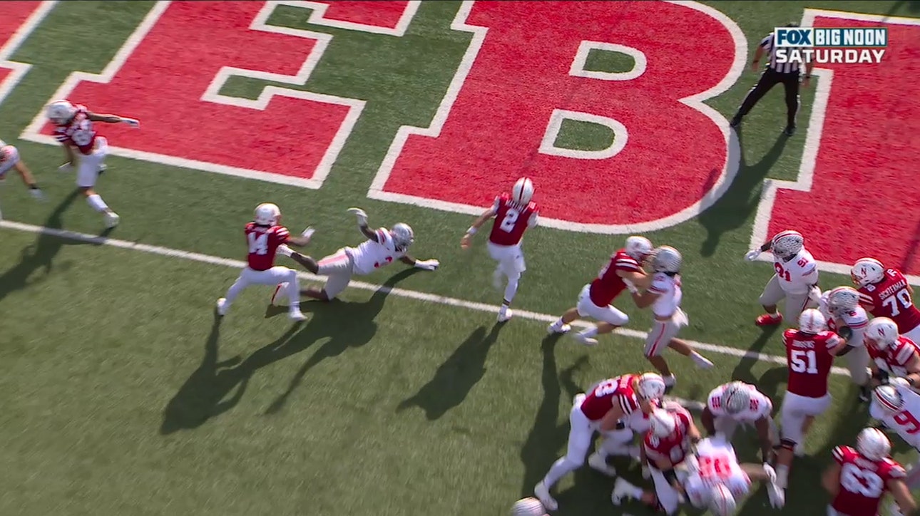 Adrian Martinez punches it in from a yard out, cuts Ohio State's lead over Nebraska to 23-17