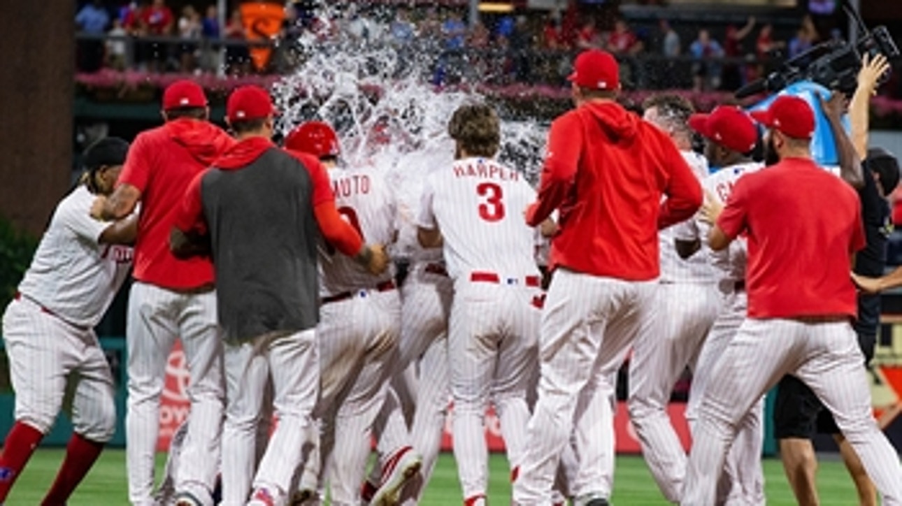 Jay Bruce hits walk-off single for the Phillies in 10th
