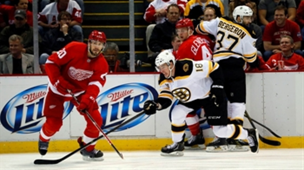 Red Wings can't contain Bruins, lose Game 4
