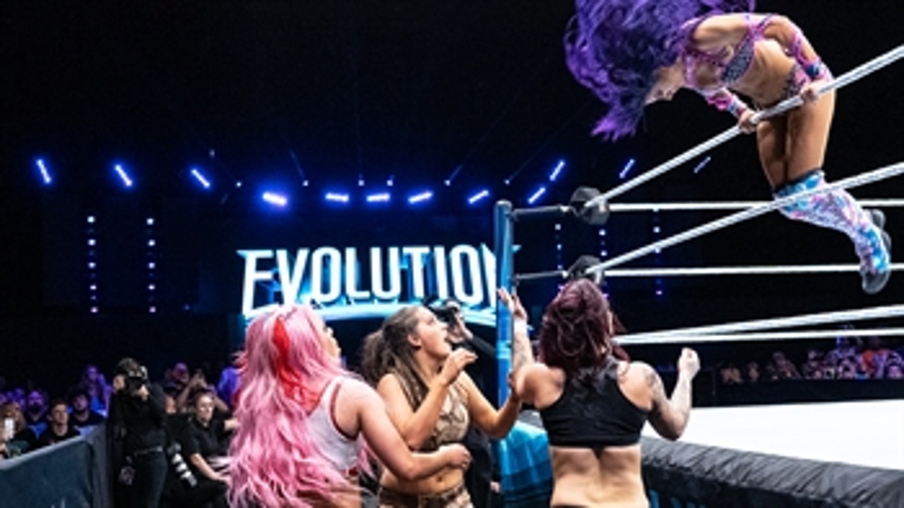 Sasha Banks, Bayley & Natalya vs. The Riott Squad: WWE Evolution 2018 (Full Match)