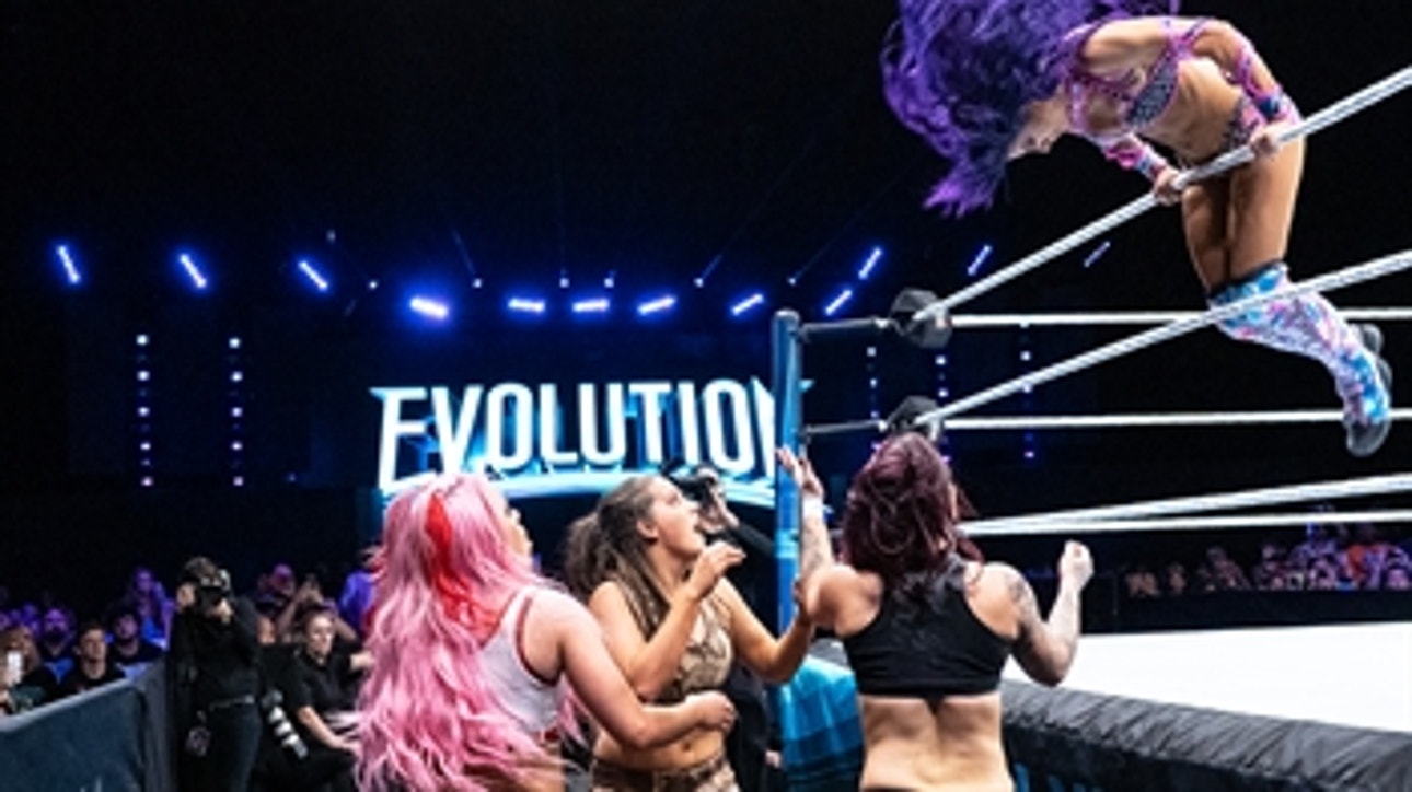 Sasha Banks, Bayley & Natalya vs. The Riott Squad: WWE Evolution 2018 (Full Match)