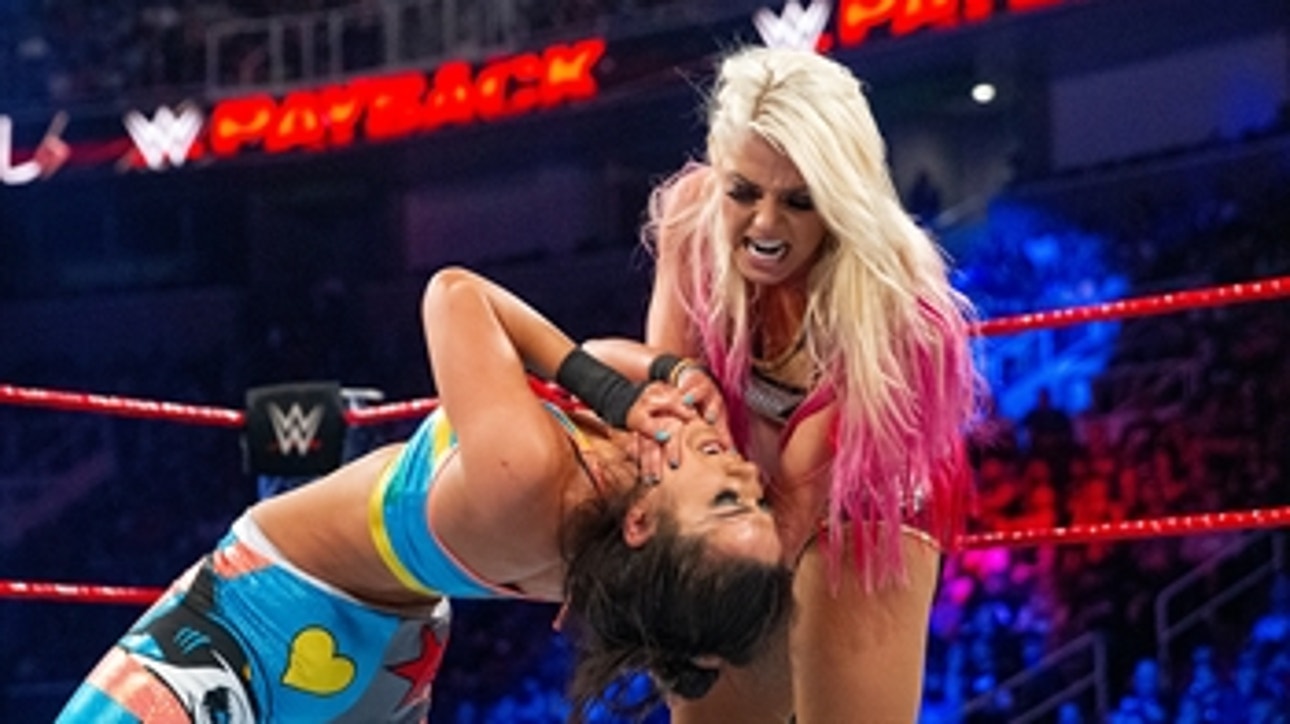 Bayley vs. Alexa Bliss - Raw Women's Title Match: WWE Payback 2017 (Full Match)