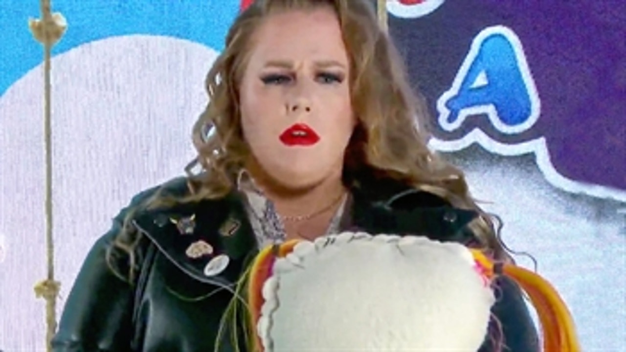 Lilly spooks Doudrop during a visit to Alexa’s Playground: Raw, Aug. 16, 2021