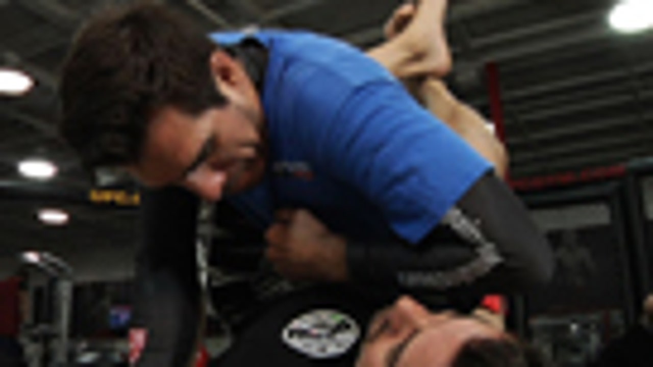MMA Intensity: MOTW - Elbows from guard