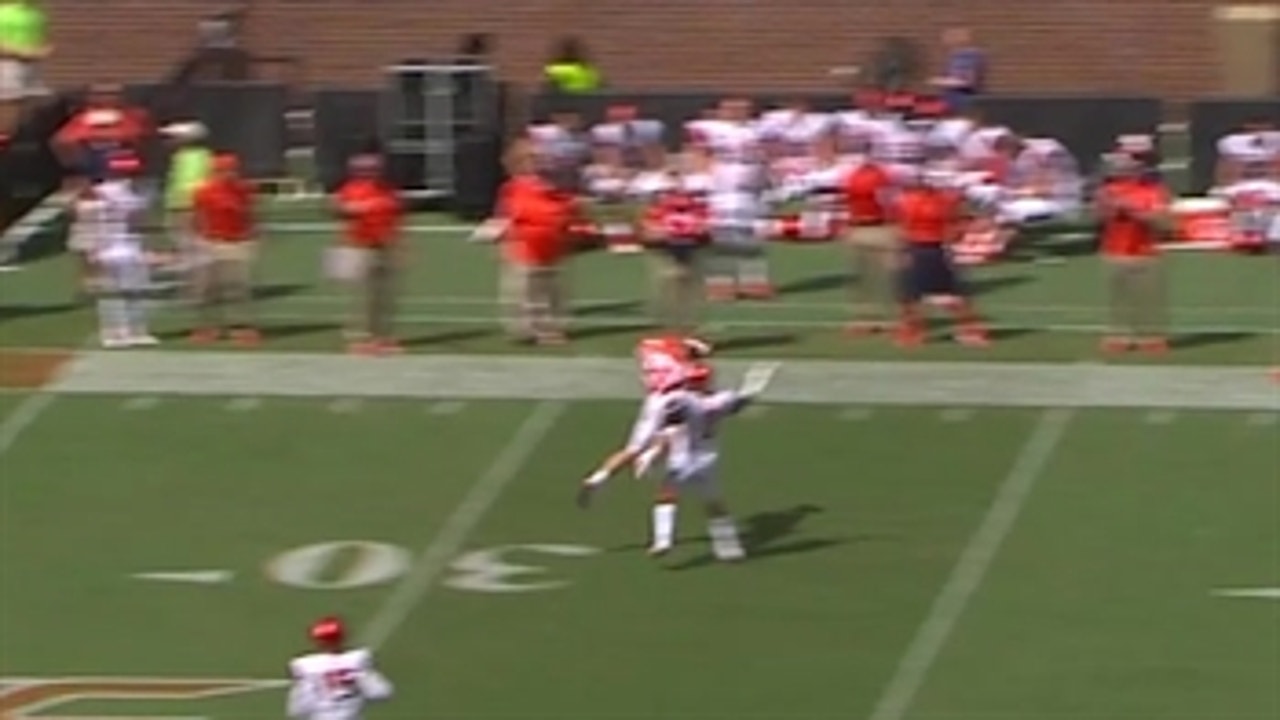 Clemson's Hunter Renfrow Makes Great Diving Catch Vs. Syracuse