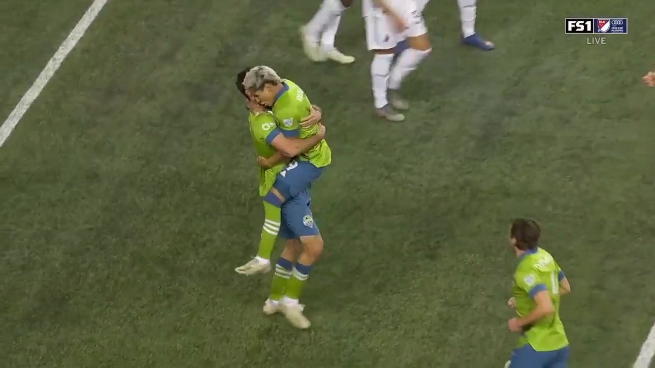 Raúl Ruidíaz scores in the 89th minute to tie up MLS Western Conference Final at 2-2