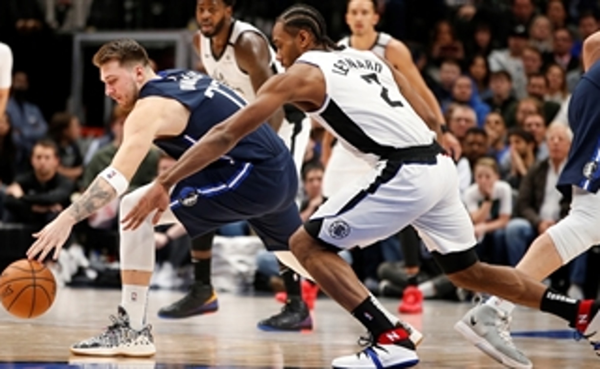 shannon sharpe kawhi leonard shoes