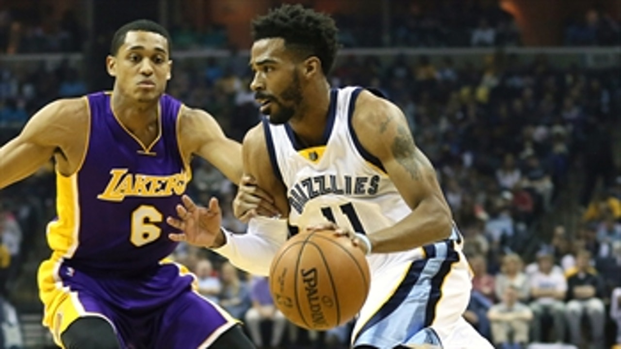 Sounding Off: Should Grizzlies be cautious with Conley's ailments?