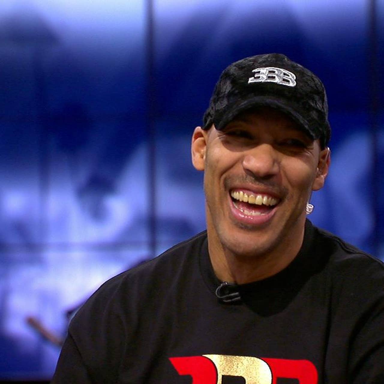 LaVar Ball claims Lonzo is better than LeBron talks Luke Walton